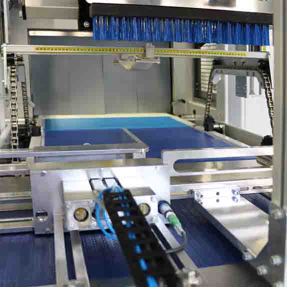 Стек опаковаща, термофолираща машина XP650-ARX-T Пакин